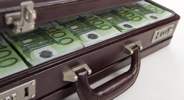 Pastrimi i parave ne Shqiperi, 28 milione euro transferta te dyshimta